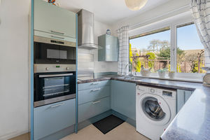 Kitchen- click for photo gallery